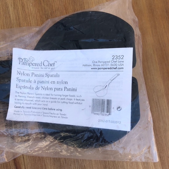 The Pampered Chef Kitchen The Pampered Chef Panini Spatula Poshmark
